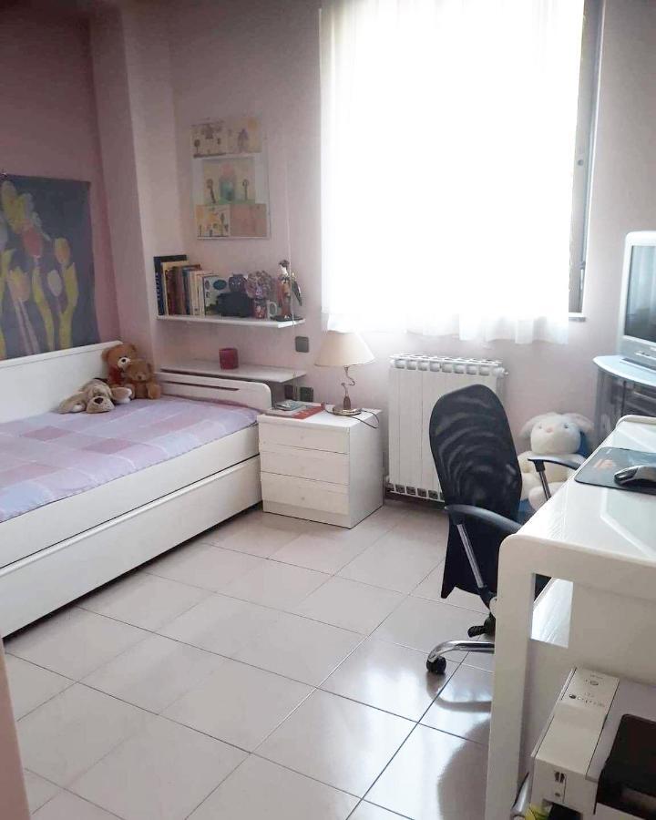 Fantastic Villa, A 5 Minute Drive From The Beach! أثينا المظهر الخارجي الصورة